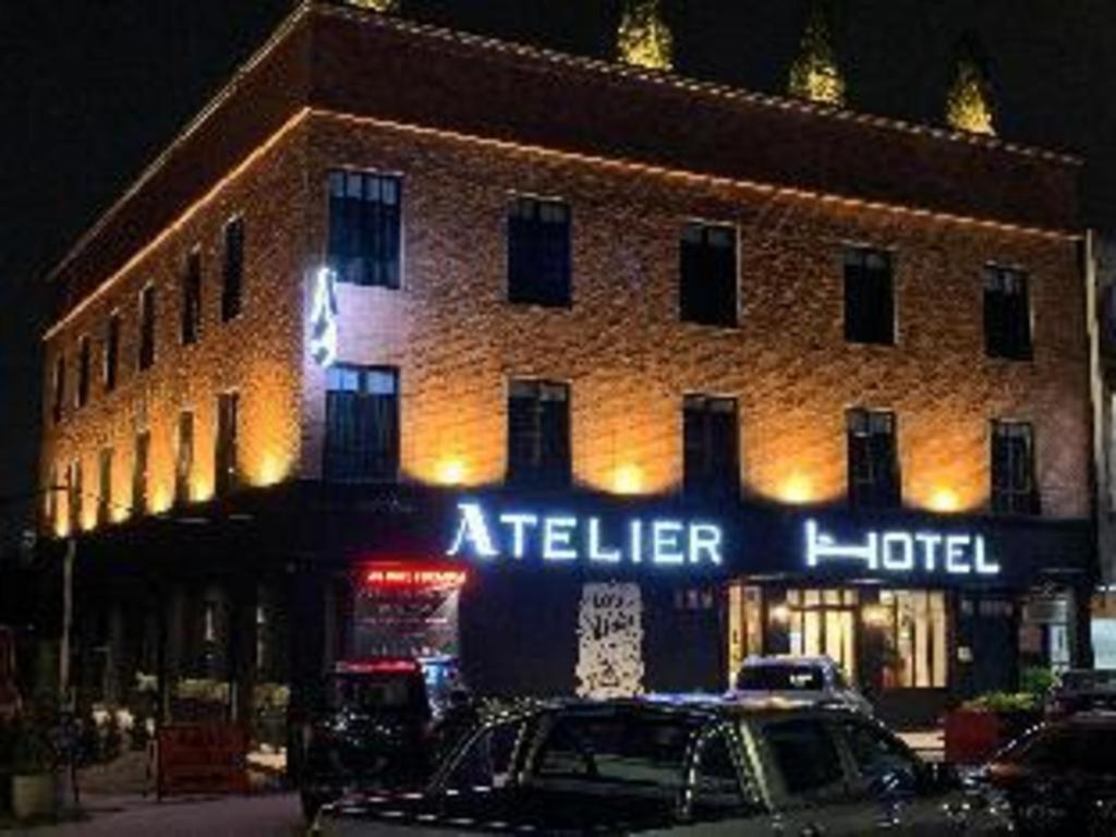 Atelier Hotel ג'והור בהרו מראה חיצוני תמונה
